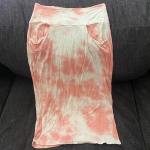 Tie dye skirt with pockets